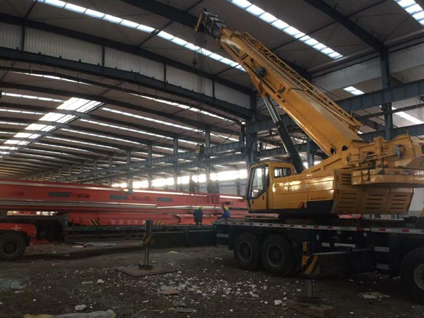 厂房15米22吨设备搬迁装卸